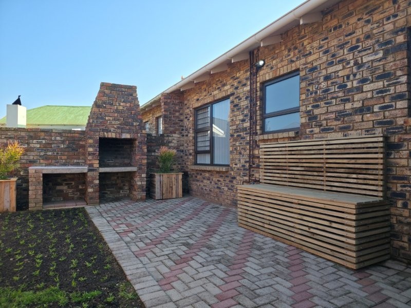 2 Bedroom Property for Sale in C Place Eastern Cape